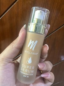 MyGlamm Super Serum Foundation