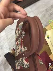 Handbag