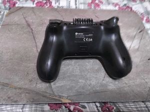 Sameo SG2000 Pro wireless mobile gaming controller