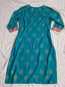 Sea green dailywear kurta with botanical print