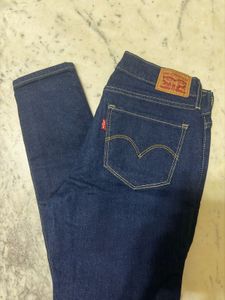 Levi's Women's Dark Wash Jeans