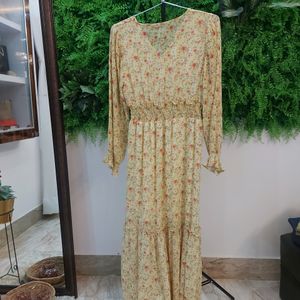 SALE 💥Korean Maxi dress from Dubai