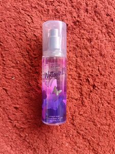 Wottagirl! Fragrant Body Splash