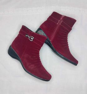 Stylish Burgundy Suede Ankle Boots