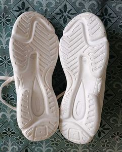 🛑 White colour sneakers