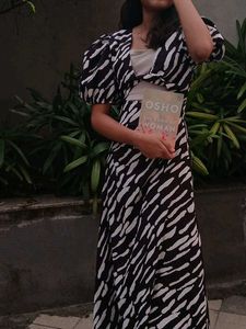 Chic Printed Midi Dress