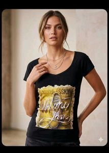 Graphic Print V-Neck T-Shirt