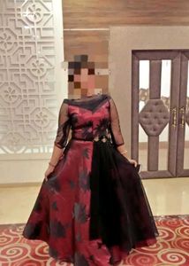 Stunning Black &amp; Magenta Floral Gown with Net