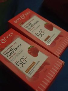 Dot & Key Strawberry Dew Tinted Sunscreen