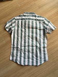 The Indian Garage Co Men's Striped Short Sleeve Sh