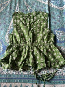 Green Floral Tie-Front Peplum Top