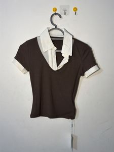 Brown Ribbed V-Neck Top with Collar
