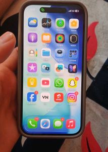 Apple iPhone 15