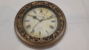 Wall Clock &amp; Decor ⏰️