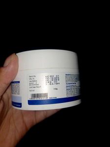 WishCare Multi-Peptide Strengthening Hair Mask