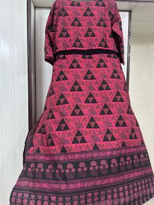 Stylish Pink &amp; Black Geometric Print Kurta Set