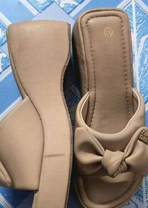 Cute Bow wedge Sandals