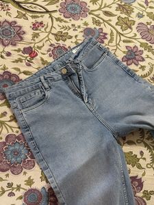 Light Wash Flared Jeans