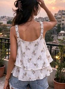 White Print Sleeveless Layered Top