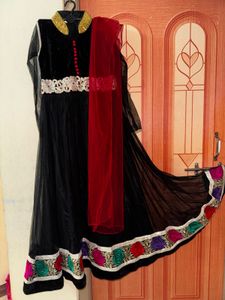 Elegant Black Anarkali Suit with Red Dupatta/pant