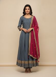 Woman Grey Printed Grown Set (Free size upto L)