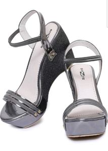 Women Shimmery Grey Wedges