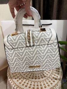 ALDO AUTHENTIC ON STORE ARTICLE