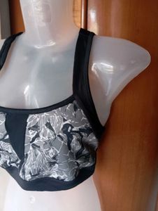 Stylish Printed Sports Bra