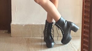 Chunky Platform black Lace-Up Boots