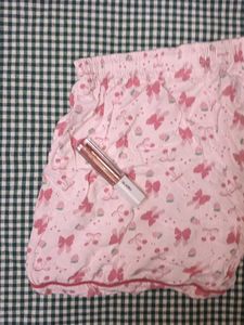 aesthetic bow Shorts
