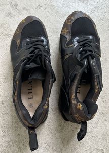 Louis Vuitton Monogram Sneakers