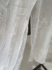 Elegant White Chikankari Kurta