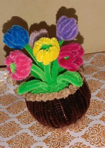 Mini Tulips Pot 🌷with one free key chain 😉