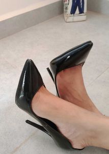 Wifes Classic Black Patent Stiletto Heels