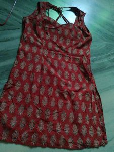 Maroon Printed Sleeveless kurti
