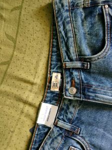 Trendy Ripped Mom Jeans