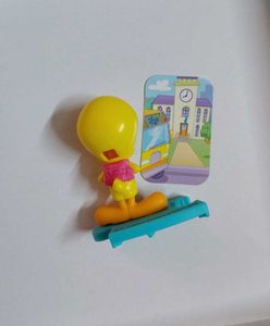 Kinderjoy - Tweety Bird Toy Figure