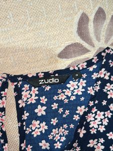 Brand - Zudio , Bust - 40 Inch, Waist - 34 Inch,Waist Tie, Length - 27 Inch, Material - Polyester.