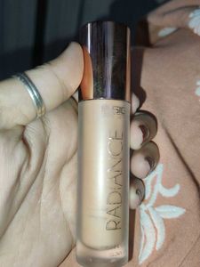 Radiance Foundation Makeup