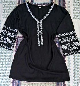 Black embroidered kurti