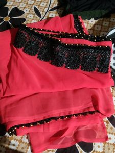 Heavy Border Saree With Blouse