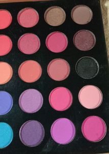 EYESHADOW PALLETE 35 COLOURS
