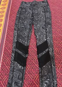 Stylish Printed Leggings