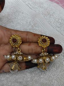 Elegant Gold Pearl Dangle Earrings