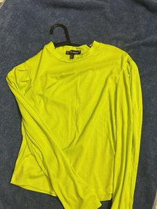 Ribbed Puff Sleeve Top