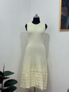 Elegant Cream Sleeveless Midi Dress