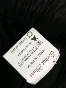 (Orchid blue) Black Cargo Pants
