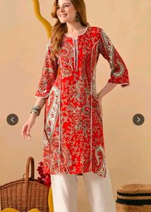 Elegant Red Paisley Print Kurta