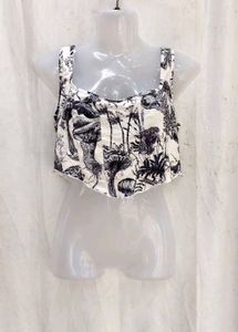 27238. Unique Black &amp; White Mushroom Print Top