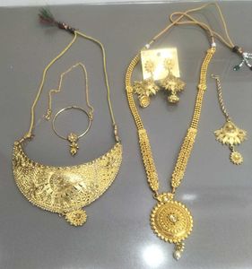 Elegant Gold-Tone Jewelry Set